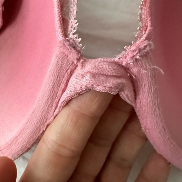 Victoria's Secret Pink Lace Push Up Bra - Picture 2 of 4